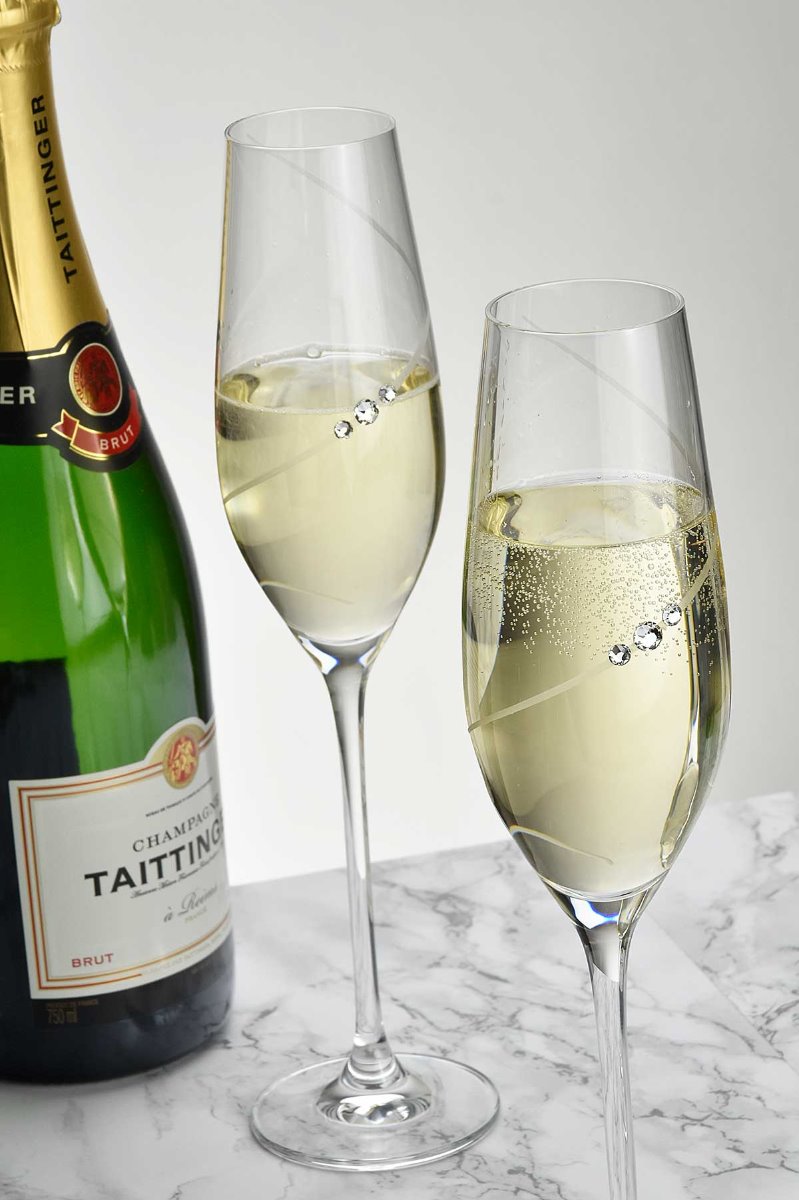 Silhouette Champagne Flutes Showing the Swarovski Elements